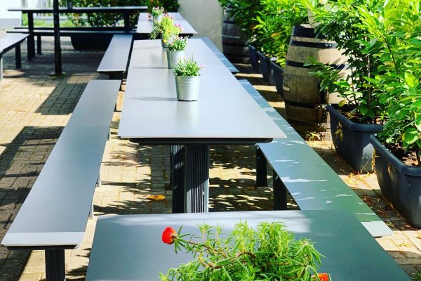 Restaurant Außenbereich mit Terrasse in Hannover List